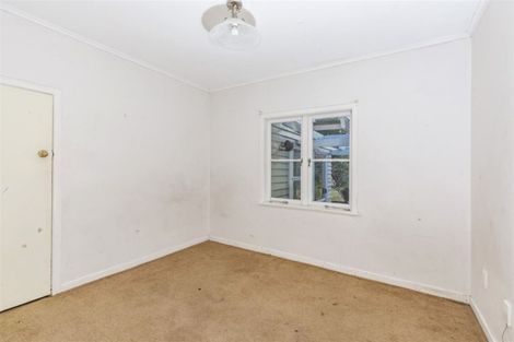 Photo of property in 34 Christmas Road, Manurewa, Auckland, 2102