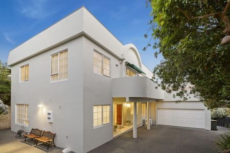 Photo of property in 8 Calman Place, Chatswood, Auckland, 0626