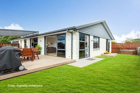 Photo of property in 1320b Papamoa Beach Road, Papamoa Beach, Papamoa, 3118