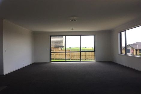 Photo of property in 4 Jack Rise, Grandview Heights, Hamilton, 3200