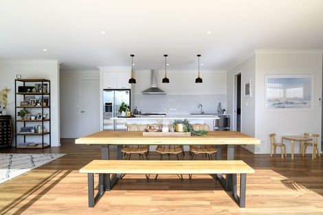 Photo of property in 15 Damien Place, Ohauiti, Tauranga, 3112