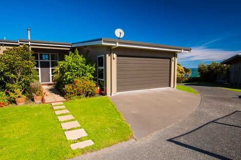 Photo of property in 30 Sirrah Street, Okitu, Gisborne, 4010