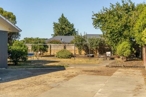 Photo of property in 13 Philip Street, Carterton, 5713