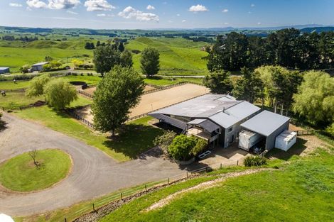 Photo of property in 1268 Taihape Road, Sherenden, Hastings, 4179
