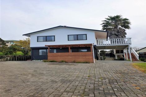 Photo of property in 5 Melia Grove, Goodwood Heights, Auckland, 2105