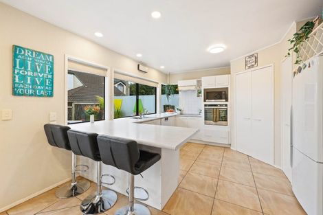 Photo of property in 47 Loloma Drive, Half Moon Bay, Auckland, 2012