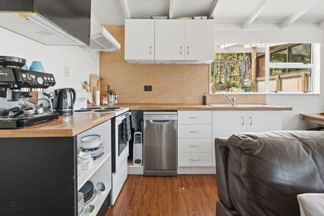 Photo of property in 7110 Kenepuru Road, Raetihi, Picton, 7282