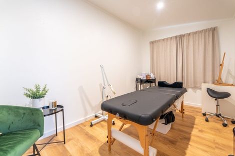 Photo of property in 194 North Street, West End, Timaru, 7910