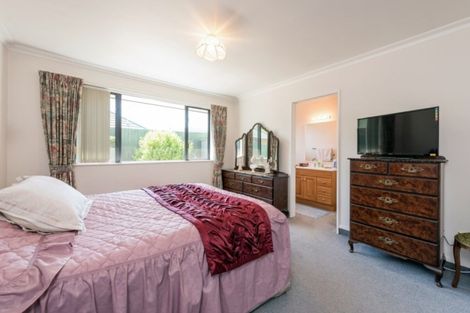 Photo of property in 1 Caroline Place, Stoke, Nelson, 7011