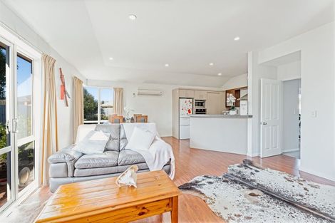 Photo of property in 16 Rushmore Drive, Belfast, Christchurch, 8051