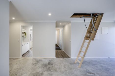 Photo of property in 18 Whangaehu Place, Te Awa, Napier, 4110