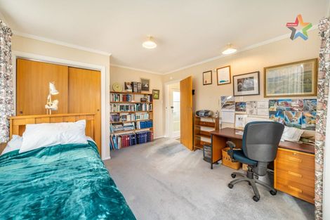 Photo of property in 15 Waikare Avenue, Waiwhetu, Lower Hutt, 5010