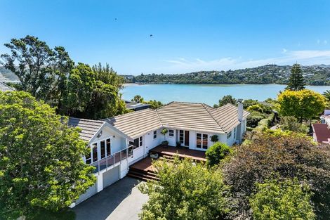 Photo of property in 61 Seaview Road, Paremata, Porirua, 5024