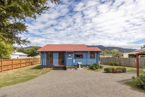 Photo of property in 4 Parekarangi Grove, Turangi, 3334