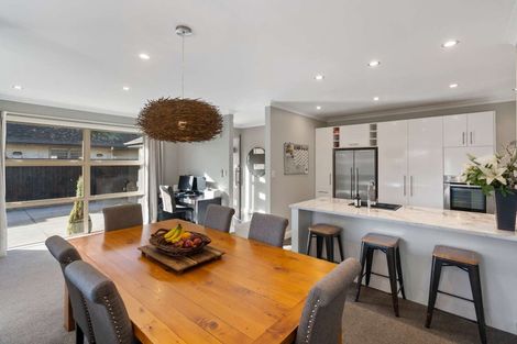 Photo of property in 73b Inwoods Road, Parklands, Christchurch, 8083