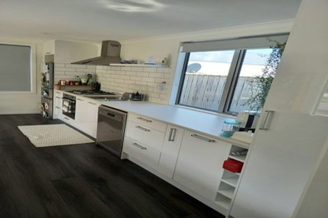 Photo of property in 15a Tuki Street, Titahi Bay, Porirua, 5022