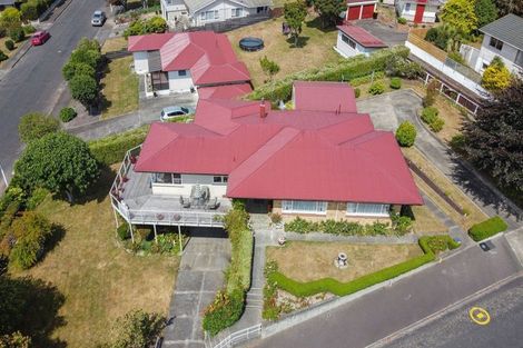 Photo of property in 6 Drummond Street, Dannevirke, 4930