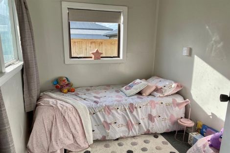 Photo of property in 16 Lanark Street, Balclutha, 9230