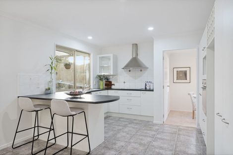 Photo of property in 38 Semillon Avenue, Henderson, Auckland, 0612