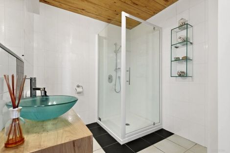 Photo of property in Stadium Garden Flats, 106/107 Thorndon Quay, Pipitea, Wellington, 6011