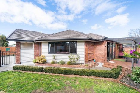 Photo of property in 3 Astelia Court, Milson, Palmerston North, 4414