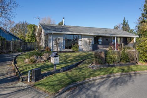 Photo of property in 16 Taiaroa Place, Southbridge, 7602