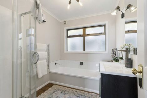 Photo of property in 493 Karaka Bay Road, Karaka Bays, Wellington, 6022