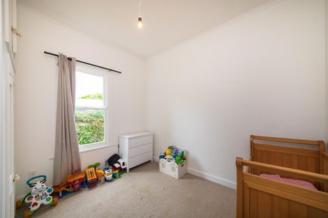 Photo of property in 6b Rolleston Street, Hokowhitu, Palmerston North, 4410