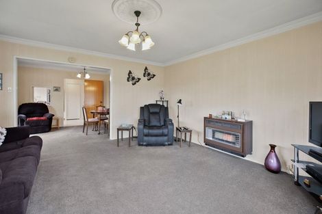 Photo of property in 14 Hilton Road, St Andrews, Hamilton, 3200