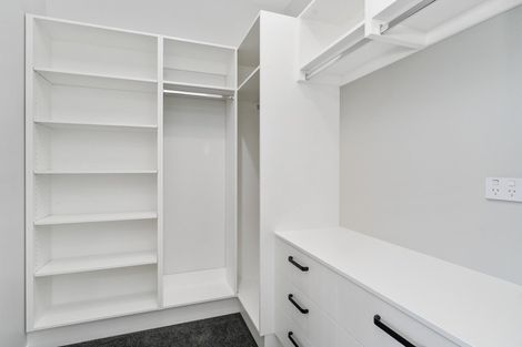 Photo of property in 21 Tararua Crescent, Otaki, 5512