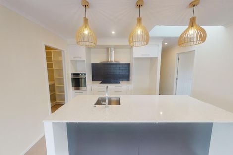 Photo of property in 30 Silicon Way, Fitzherbert, Palmerston North, 4410