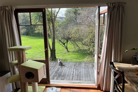 Photo of property in 72 Carlisle Road, Browns Bay, Auckland, 0632