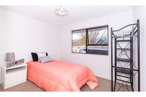 Photo of property in 2/479 Wairakei Road, Burnside, Christchurch, 8053