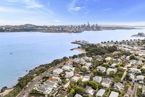 Photo of property in 14 King Edward Parade, Devonport, Auckland, 0624