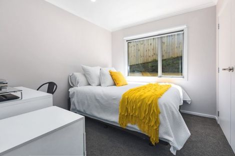 Photo of property in 17a Gloucester Street, Cannons Creek, Porirua, 5024