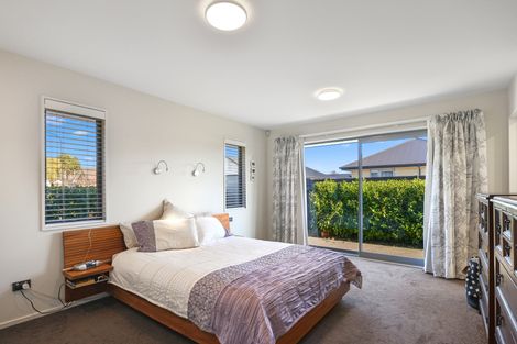 Photo of property in 16 Warhorse Gate, Halswell, Christchurch, 8025