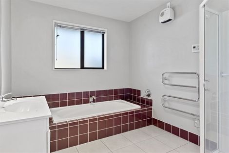 Photo of property in 16 Wyber Place, Kaiapoi, 7630