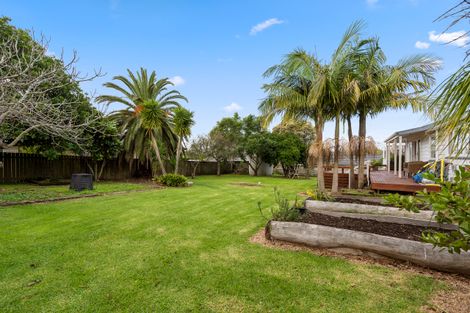 Photo of property in 35 Hall Road, Kerikeri, 0230