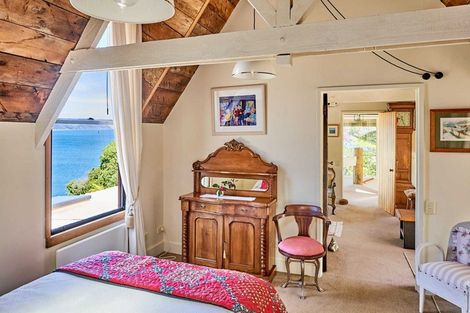 Photo of property in 8 Westhill Road, Point Howard, Lower Hutt, 5013