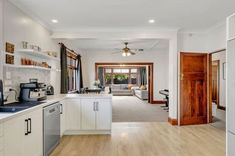 Photo of property in 38 Palmer Crescent, Silverstream, Upper Hutt, 5019