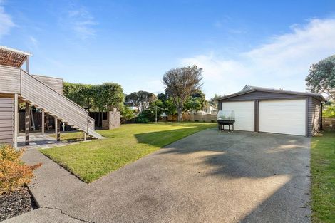 Photo of property in 107 Tangaroa Road, Whangamata, 3620