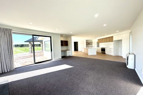 Photo of property in 33 Billy Way, West Plains, Invercargill, 9874