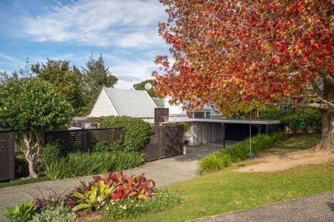 Photo of property in 27 Le Roy Terrace, Birkenhead, Auckland, 0626