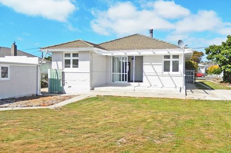 Photo of property in 32 Balmoral Street, Oamaru North, Oamaru, 9400