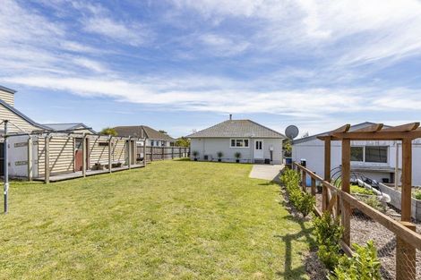 Photo of property in 8 Pandora Street, North New Brighton, Christchurch, 8083