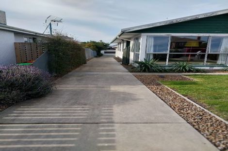 Photo of property in 21 Tonks Street, North New Brighton, Christchurch, 8083