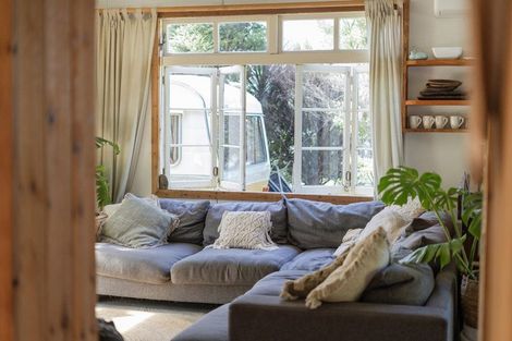 Photo of property in 8 Laycock Road, Tairua, 3508