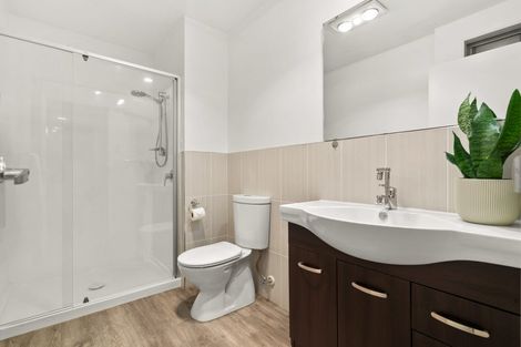 Photo of property in 6 Phar Lap Crescent, Takanini, 2112