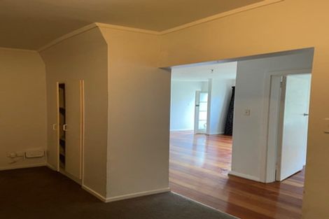 Photo of property in 23 Melrose Road, Island Bay, Wellington, 6023