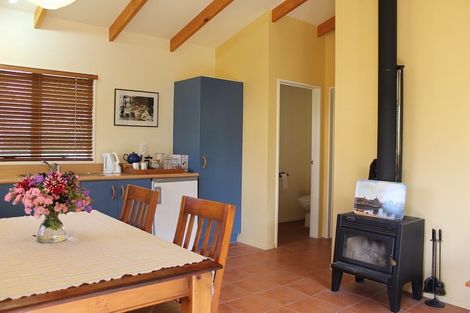 Photo of property in 580 Middle Road, Poukawa, Hastings, 4172